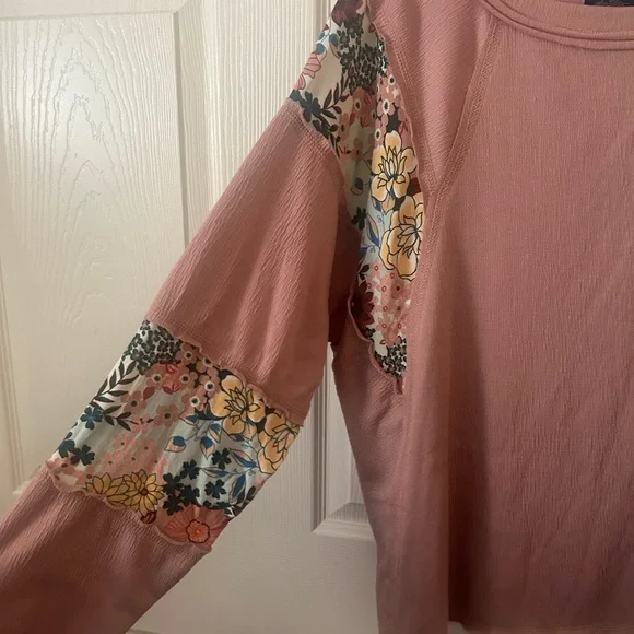 Daytrip Blush Pink Raw Edge Textured Top Lg - Picture 4 of 5